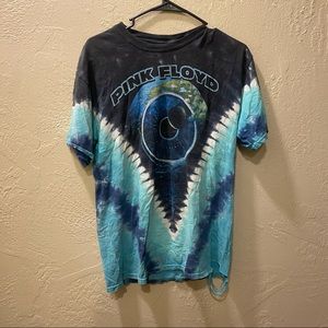 Well loved Pink Floyd shirt